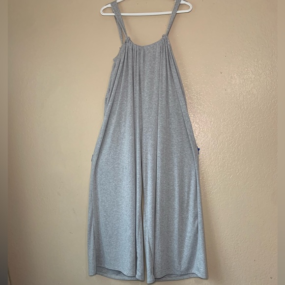 BUCKETLIST Gray Wide Leg Suspender Loungewear Jumpsuit Size L - Picture 4 of 11